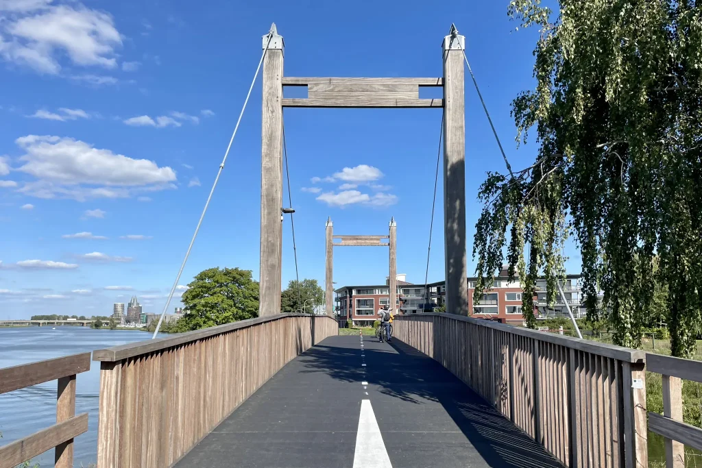 Landgoed Leudal met groepsaccommodaties midden in de natuur - brug Leudal